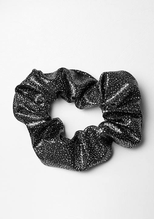 Haarwokkel wetlook zwart-zilver